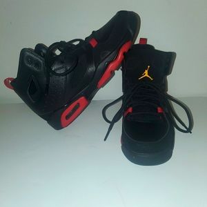 Authentic Jordan Flight Club Black/Dandelion/Varsi